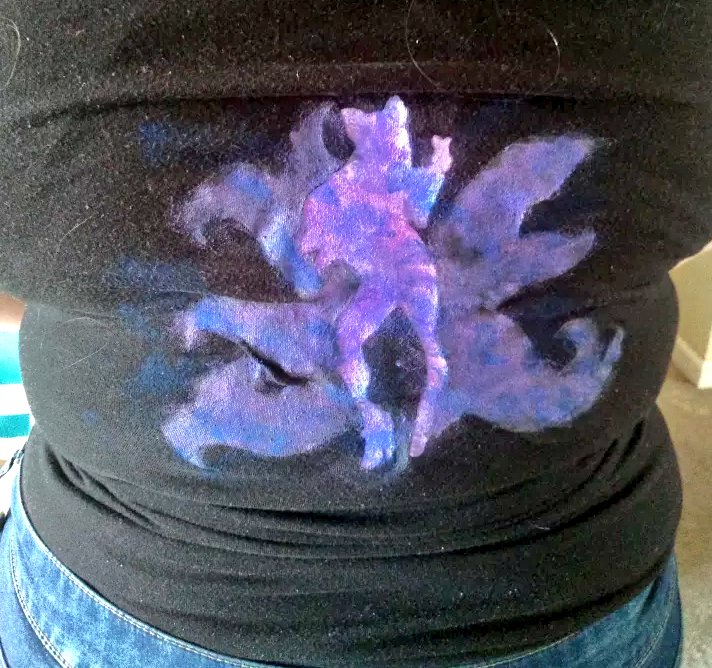 ((Here's the Ahri one for reference, yeah. . .I think Akali's is a lot better and cleaner than this one lmao. I think I pulled off the neon sign look better in Akali's too.