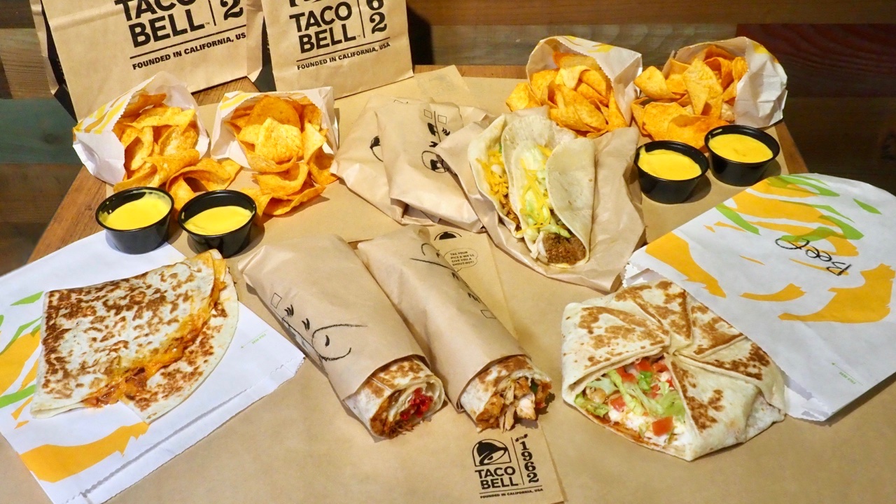 タコベルジャパン (Taco Bell Japan) on Twitter "テイクアウト限定"BELL TO GO"はいかがですか？おうち
