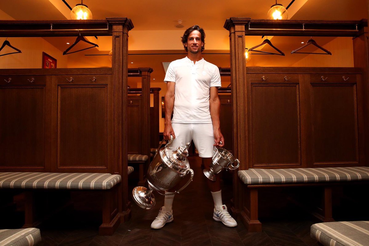 TSported's tweet photo. Hace un año disfrutamos con la gran semana de nuestro compañero @feliciano_lopez. Qué gran recuerdo !!! A year ago we could not believe what happened at @TheQueensClub with our teammate. What a memory with @feliciano_lopez and @andy_murray !!! https://t.co/iZl94CBs5c