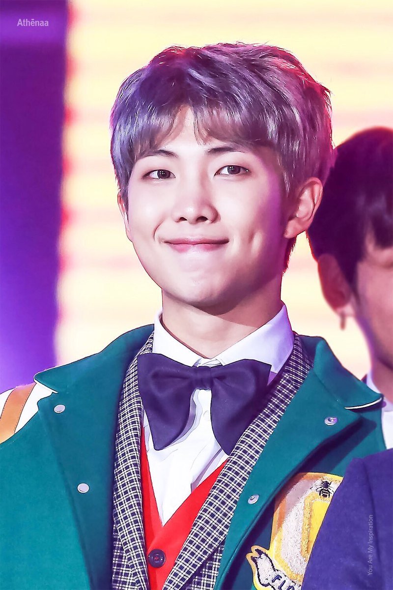 Lets start with this innocent look and sweet lil dimple  @BTS_twt  #7ToEternityWithBTS