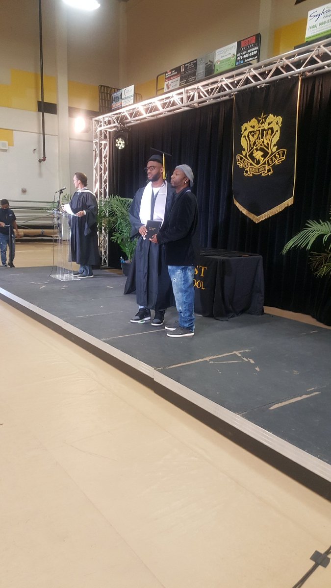 ElJefeEsElMundo's tweet photo. So proud of my son for graduation @ViewsFromTrizzy @TCSteers @peshprints @EastPanthers1 @EastTrackOne @PESHFootball1 @EastsideRecruit https://t.co/JMZFaY4uey