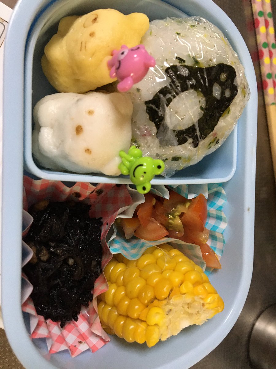 暁樹 Gero命名 エイヒレ 今日のお弁当 6日目 おにぎり すみっコぐらしのかまぼこ 庭でとれたトマト ひじき とうもろこし 今日は少し多かったかも W 食べ切れるといいなぁ お弁当 幼稚園 お弁当日記 暁樹 Gero命名 エイヒレ 今日のお弁当 6日目 おにぎり すみっコぐらしのかまぼこ 庭でとれたトマト ひじき とうもろこし 今日は少し多かったかも W 食べ切れるといいなぁ お弁当 幼稚園 お弁当日記