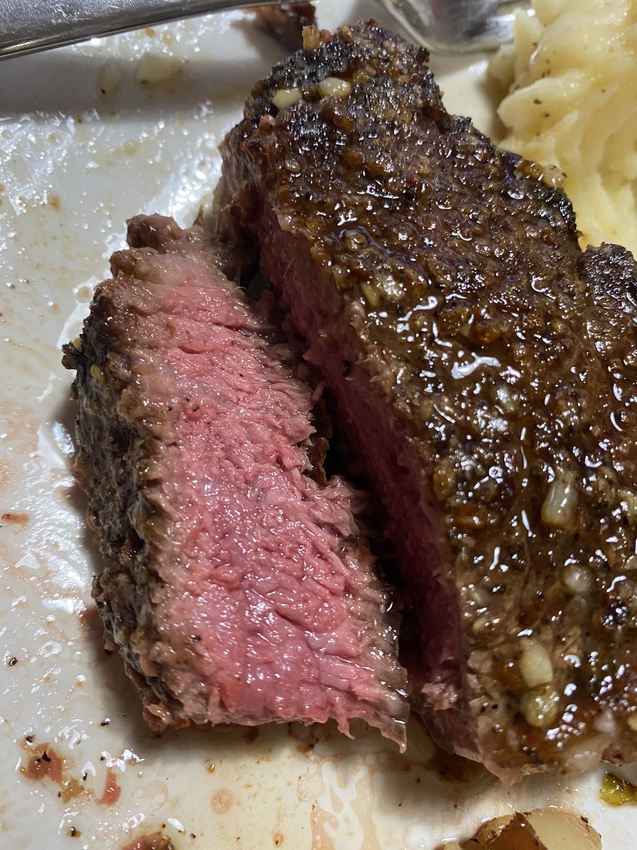 lucybelll92's tweet photo. Hey @GordonRamsay did I cook this right??? https://t.co/YQ6u1MLIRL
