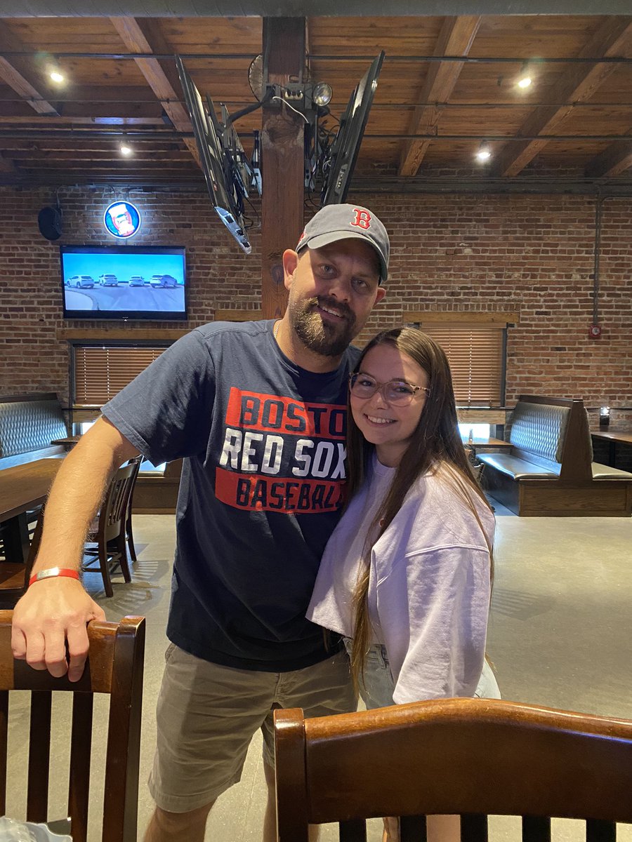 NickersonBecky's tweet photo. Happy Father’s Day to the best of the best @RickNickerson  You are a great support and motivator to so many kids and an amazing dad to all 4 of ours. Love you today and always❣️@The_Messenger01 @RossNickerson @paigey2019 @_tknickerson https://t.co/z4PQIRjncD