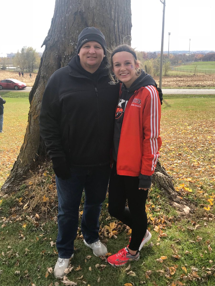 bella_hinck512's tweet photo. happy father’s day to one of my best friends and biggest supporters in life. thanks for all the fun lake days, bike rides, and truck drives. love you dad❤️ https://t.co/3wI8mZbCnb