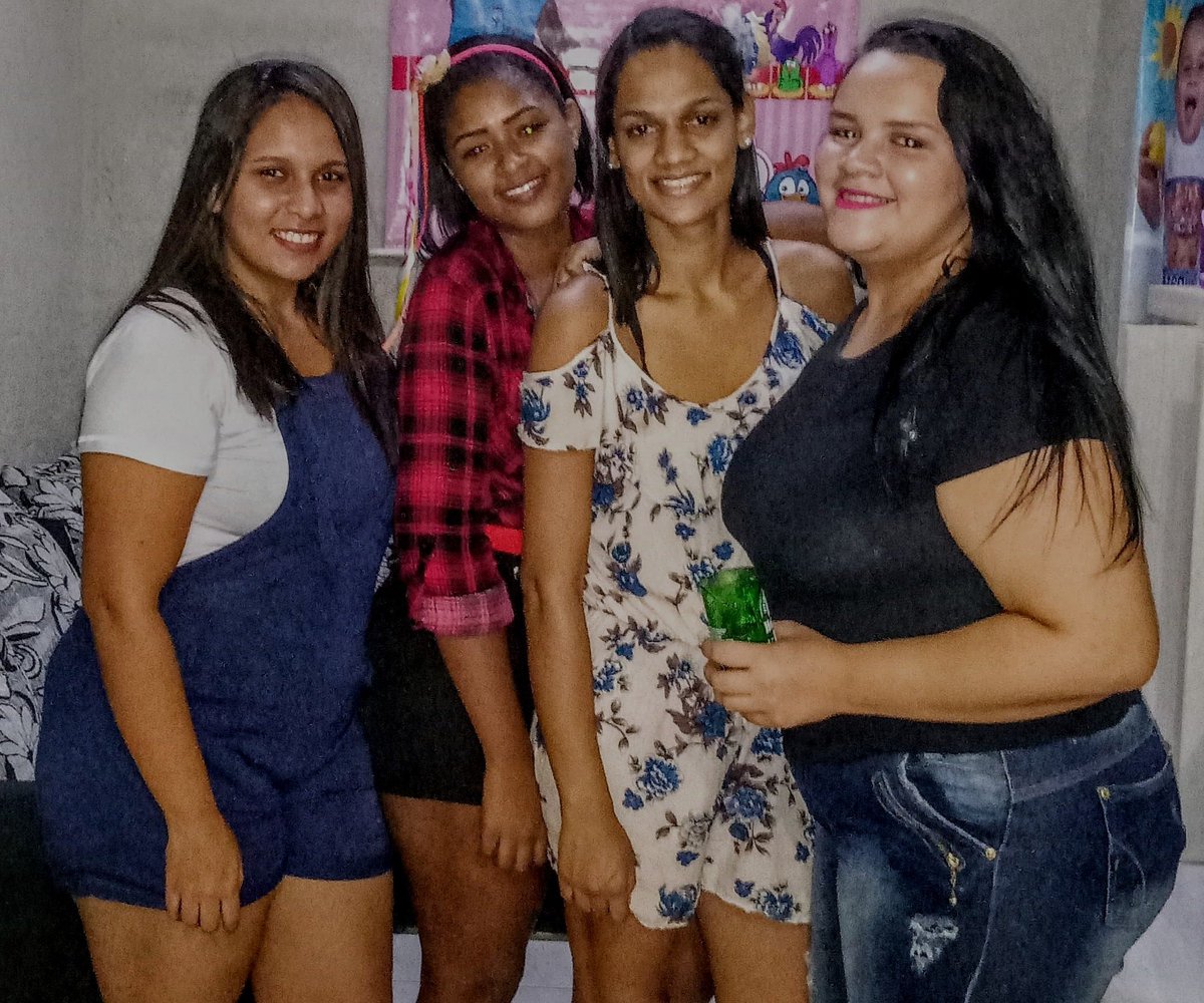paulasantanaps's tweet photo. Só queria a noite de ontem denovo😌♥️ https://t.co/MfcQfBPwOs