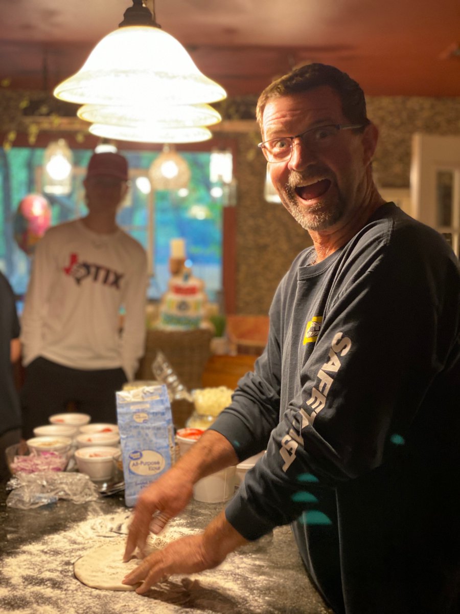 macemoore's tweet image. I don't tweet often... but when I do its for the one and only twitter king himself!! HAPPY FATHERS DAY to this one-of-a-kind dad... couldn't survive without ya - love you!! 🤍