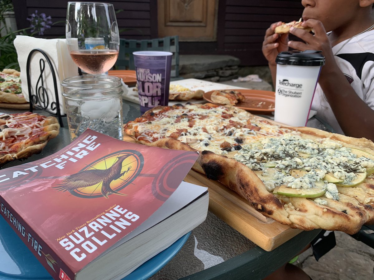 #FathersDay in a family with two dads is a great day for #FamilyBookClub! #CatchingFire, pizza on the BBQ, and #diningalfresco!

#LoveMakesAFamily #HungerGames #JoyInLearning #SuzanneCollins #MayTheOddsBeEverInYourFavor