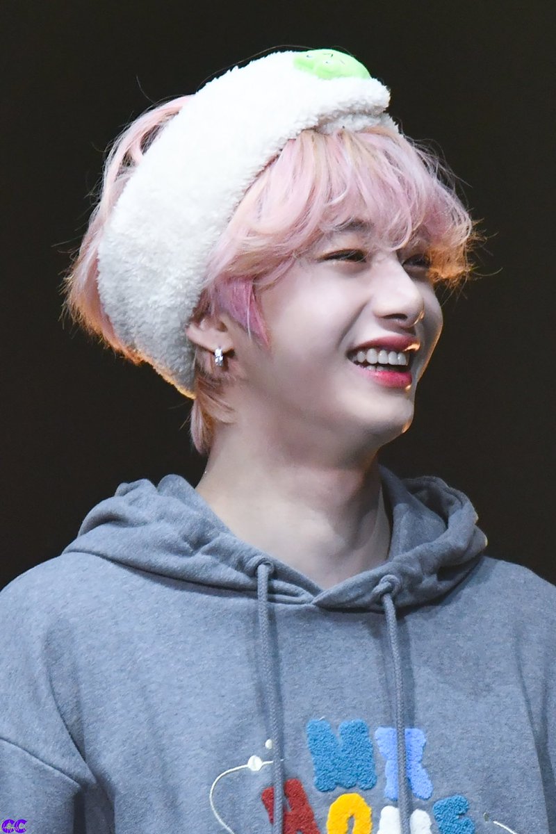 HOneonlyone's tweet photo. Hyungwon kalau senyum atau ketaww bawaannya pengen ikut ketawa sama senyum #CiehBucin wkwkwkwk
.
.
.
°💕 200118 | ©chaehyungwon.c 💕°
🤴🤴🤴🤴🤴🤴🤴🤴🤴
#MONSTAX
#HYUNGWON
#형원
#MONBEBE
#FANTASIA_X
#Honeonlyone
#ChaeHyungwon
#ヒョンウォン https://t.co/D6Ktv0nDRg
