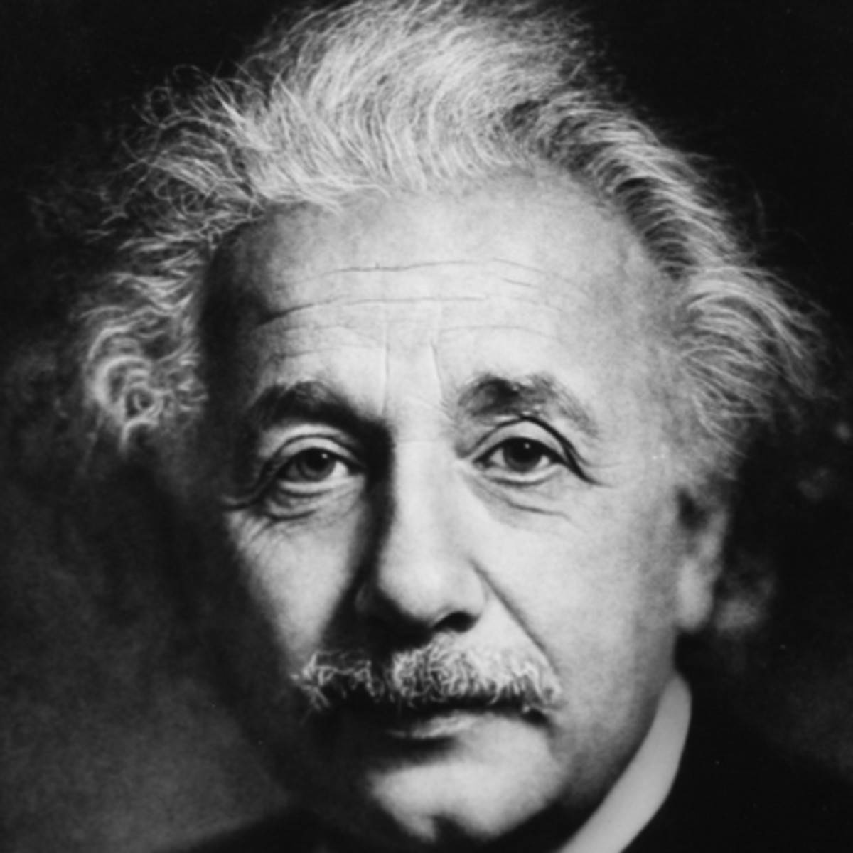 fuedicho's tweet photo. "La medida de la inteligencia es la capacidad de cambiar". 
Albert Einstein 
#Fuedicho https://t.co/MhmtHXwVwc