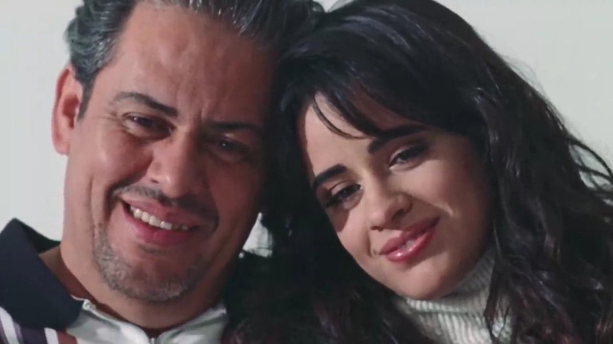 Camilizer_Br_'s tweet photo. First man é um dos Clipes mais lindo que já vi na vida! 😢😢❤️ Obrigada por ser tão incrível @Camila_Cabello 😢❤️ #FirstManMusicVideo https://t.co/VOc5n1CkPa