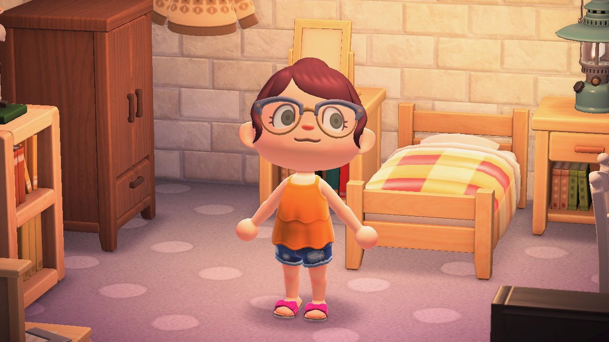 Mezza_Luna23's tweet photo. I feel like myself again with my cute bun and browline glasses #ACNH #acnhstyle #residentrep https://t.co/AZ0TsuPupQ