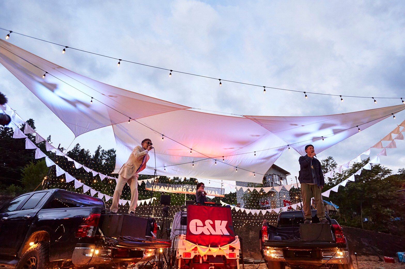 Clievy C K とにかく痛感したのは 僕はliveが好き 音楽が好き お祭りが好き すてきな人が好きということ 最強の仲間たちが用意してくれたステージの上から見た最高の景色 無事終わってよかった 余韻に浸りながらも もう次を考えてる 最強の仲間