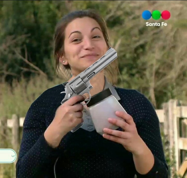 Emiiiaranda07's tweet photo. Samanta: "no puedo creer que llegué" 

Yo: 

#BakeOff https://t.co/nIBnjSfrOW