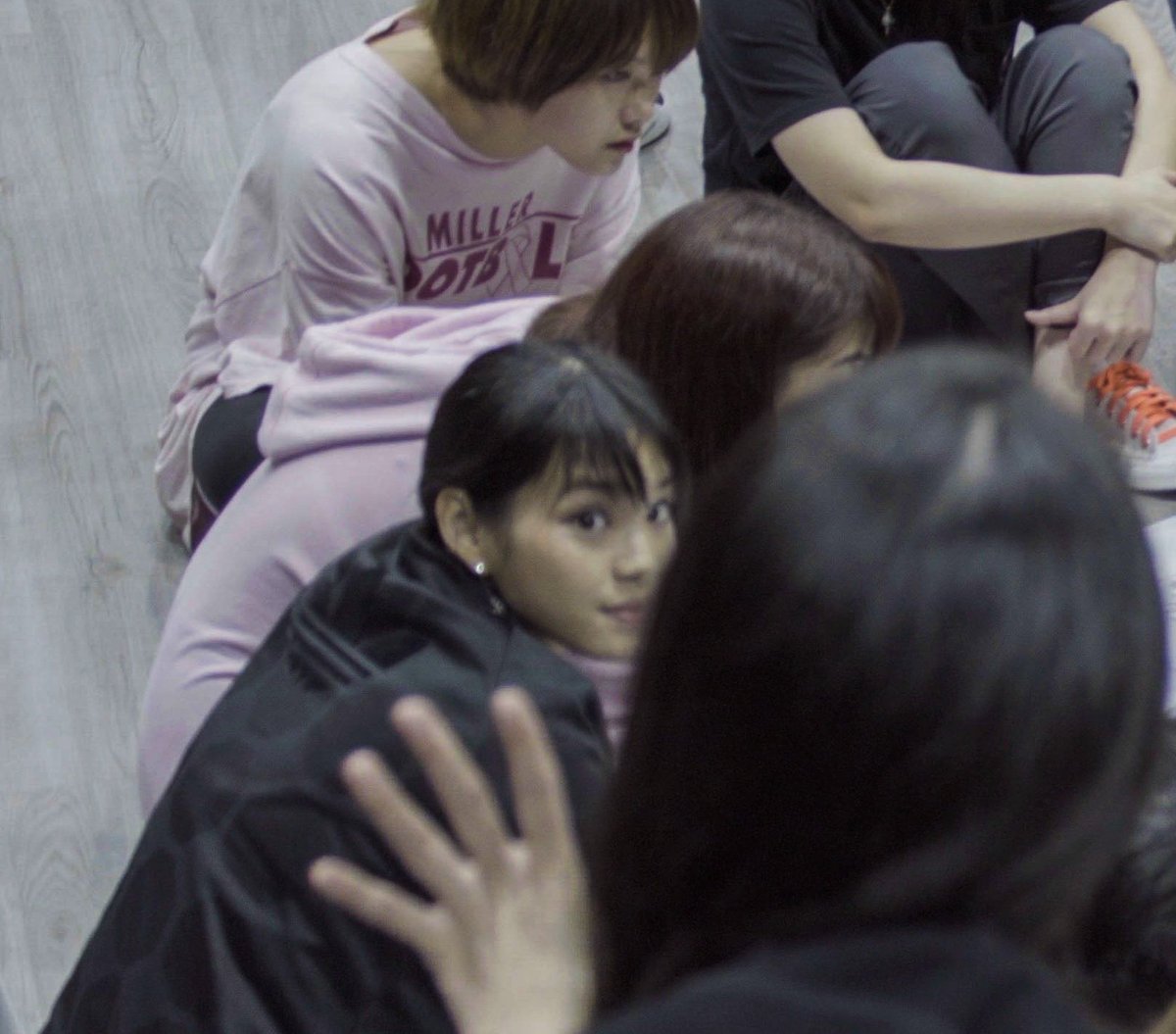 CareDora1's tweet photo. เฌอรู้ เฌอเห็น. ...
จากเบื้องหลัง #OneTakeTogether #CherprangBNK48 https://t.co/YUjiNHcMew