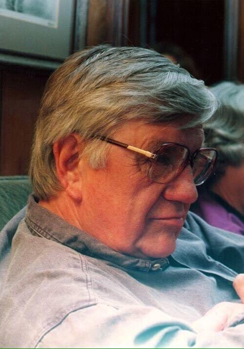 FablesJewelry's tweet photo. My dear Papa! Happy Father’s Day in Heaven! We all miss you still! Thank you for being the father you never had. And thank you for creating The Birthday Chair for us—it lives on, as do you!Thank you for supporting me in whatever dream I had,and for accepting my unconventionality! https://t.co/NZKuTQqEHj