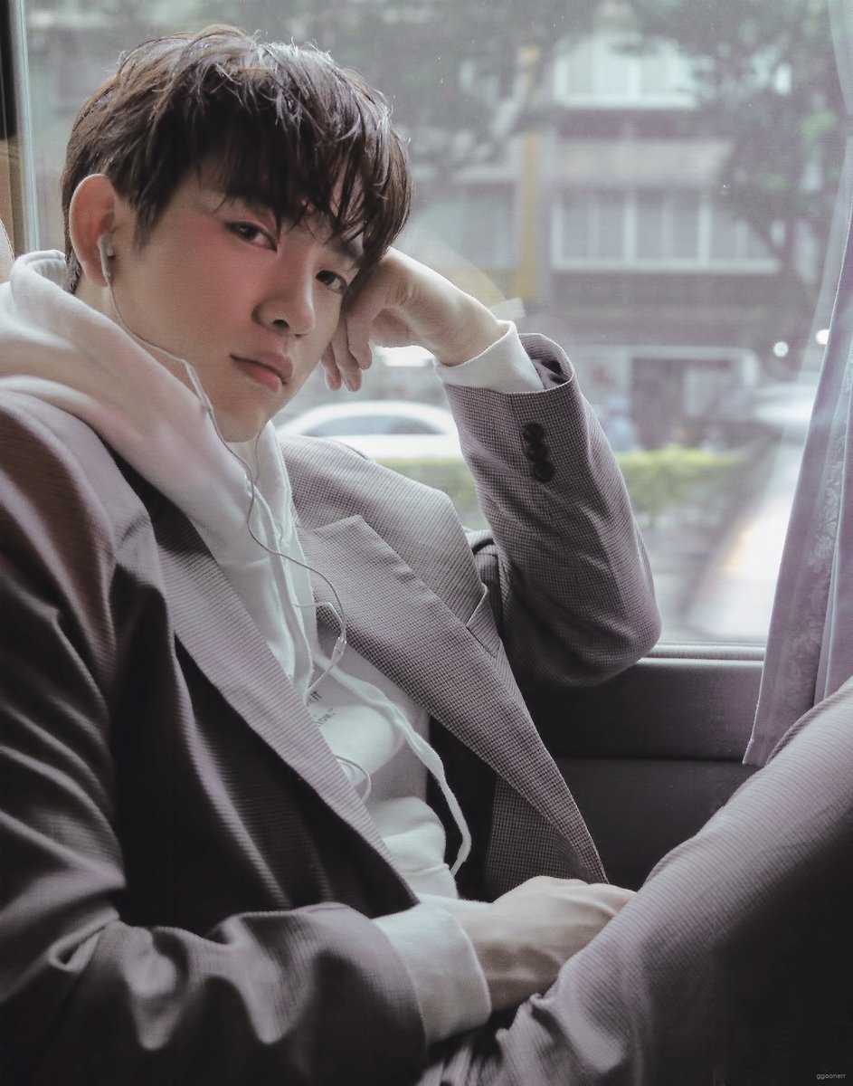 GGOONERR_jy's tweet photo. HEAR, HERE
#Jinyoung #GOT7 #진영 #박진영 #갓세븐진영 #HEAR_HERE  

https://t.co/vYcDVSR9TI
https://t.co/GRTnC6zWH5
https://t.co/Fw2jAPXDw2 https://t.co/NhlblNb9V8