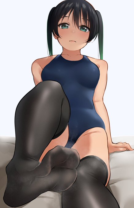 あしでグリグリしてあげる 