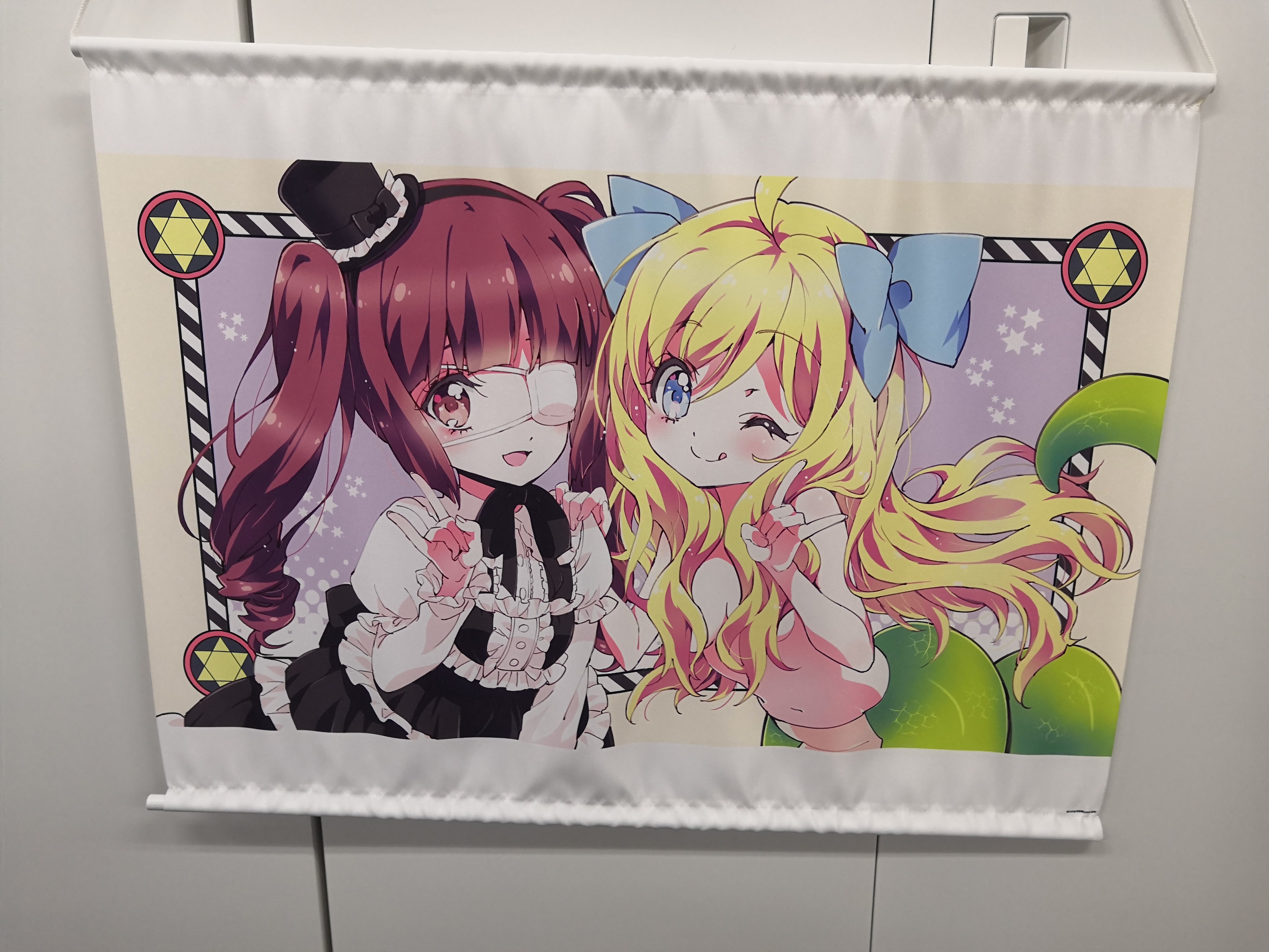 邪神ちゃんドロップキック' B2タペストリー 温泉ですの[ペンギン