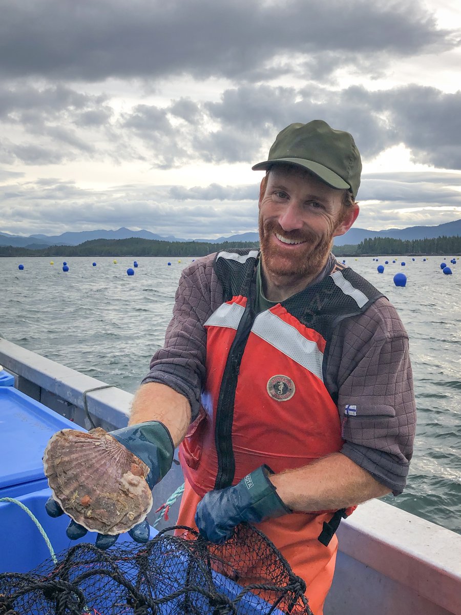 GBearScallops's tweet photo. Wishing the Dads in our #CoastalShellfish family and all the Dads a very Happy #FathersDay today! #BuyBC https://t.co/V9nRaKeMQV