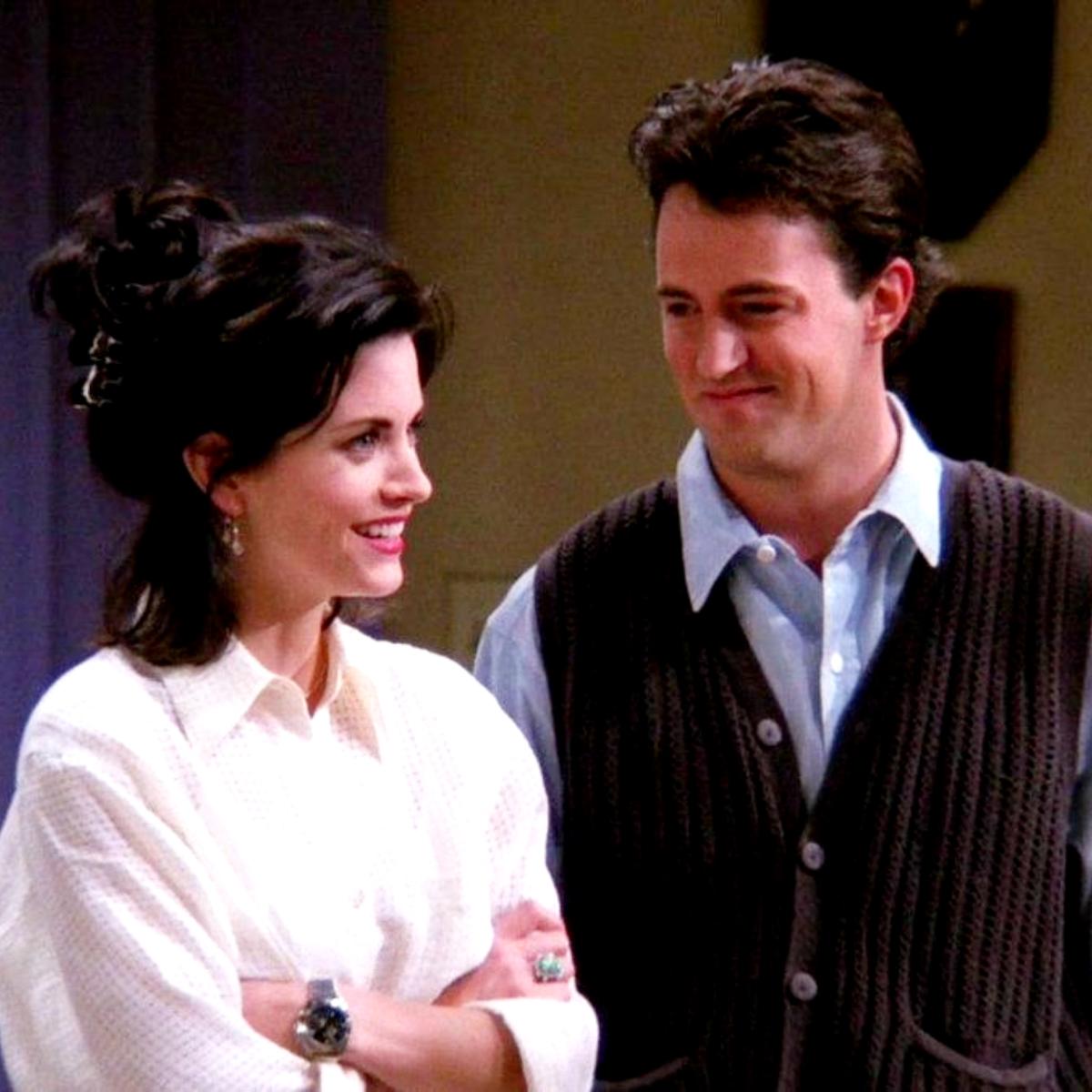 louis tomlinson as chandler bing - a thread ;