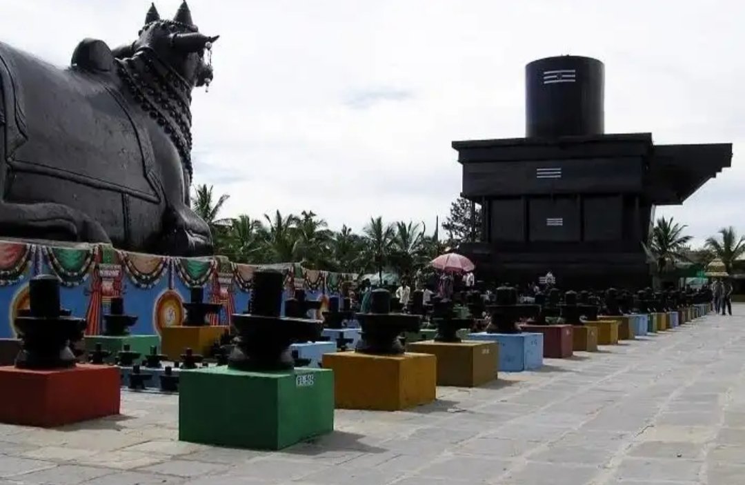 harshagujaratan's tweet image. #GoodMorningTwitterWorld 🙏🏻🚩
#JaiHind 🙏🏻🚩#JaiShreeRam
#JaiHindKiSena 🙏🏻🚩
#MeraBharatMahan🙏🏻🚩
Kotilingeshwara Temple is a temple in the village of Kammasandra in Kolar district, Karnataka, India.