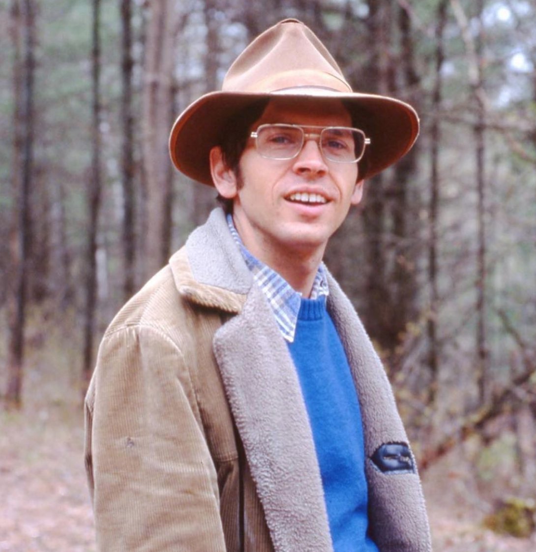 LindseyStirling's tweet image. My dad made life so fun. I miss you Pappy.