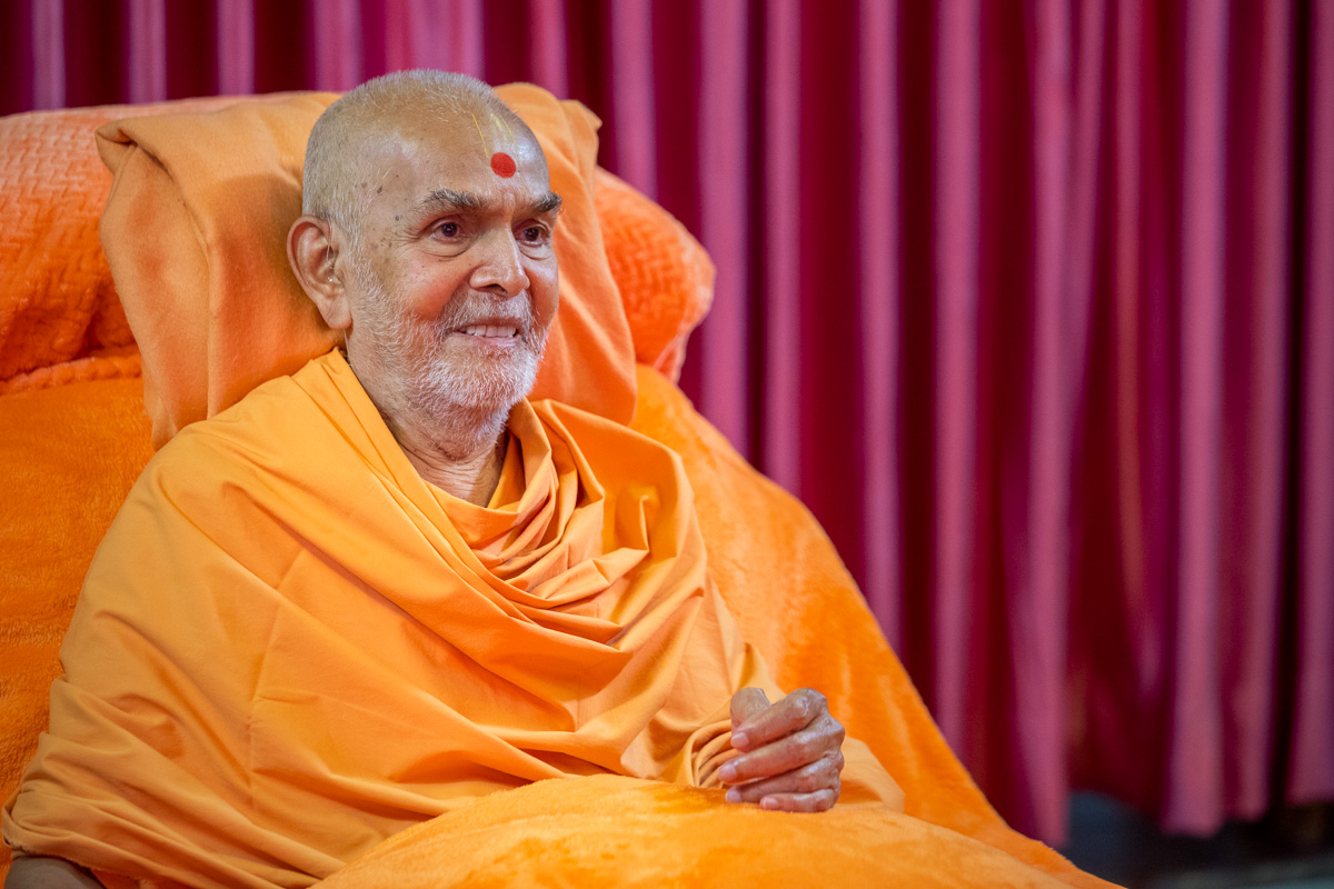 BAPS's tweet image. HH Mahant Swami Maharaj&apos;s Vicharan: 21 June 2020, Nenpur, India gfrc6.app.goo.gl/nUMH