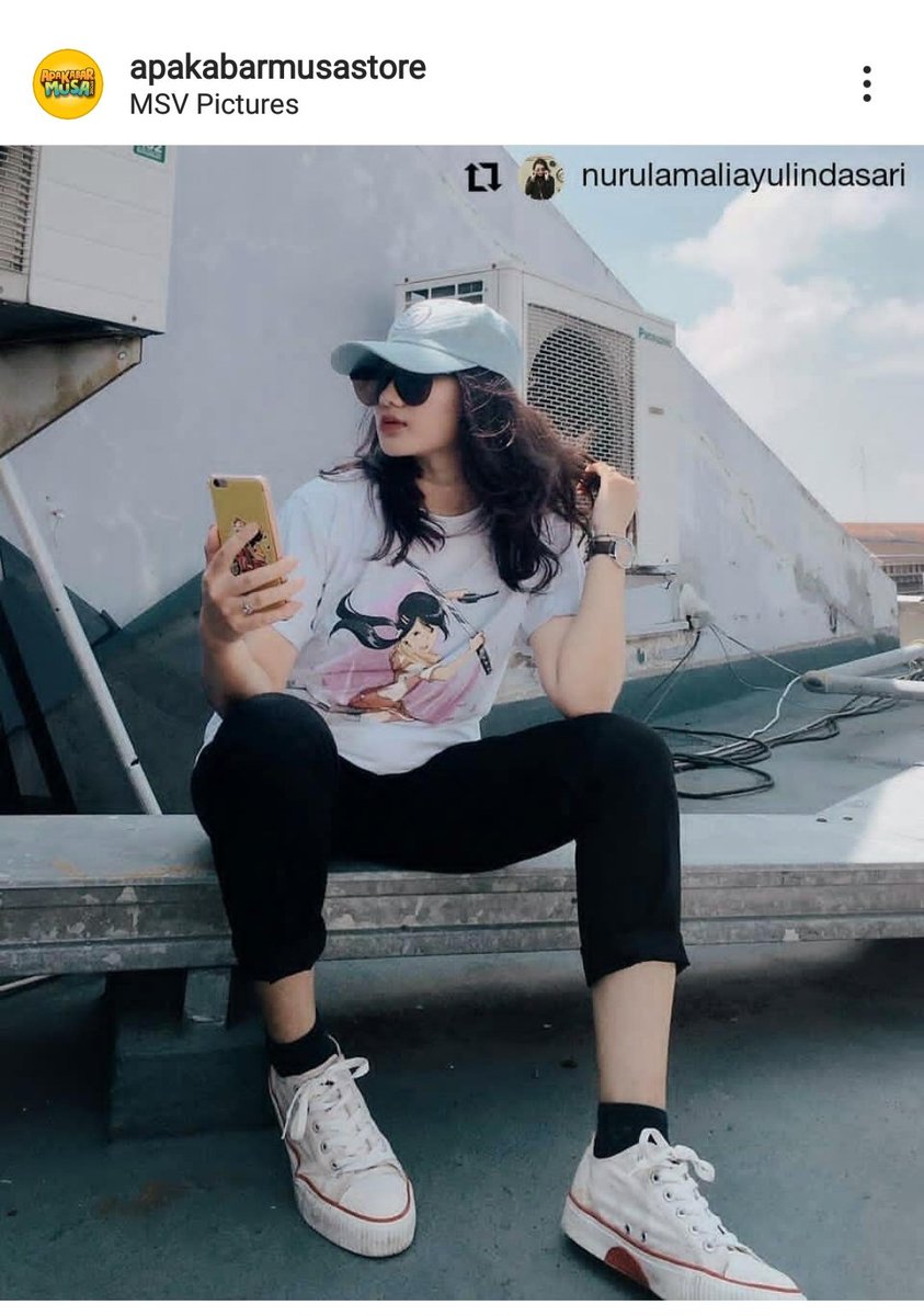 BOSMovie_ID's tweet photo. Yuk yang kepo merchandise produk dari MSV Studio bisa, kepoin instragram @apakabarmusastore

#msvstudio #apakabarmusastore #battleofsurabaya https://t.co/MGEQfX9vX0