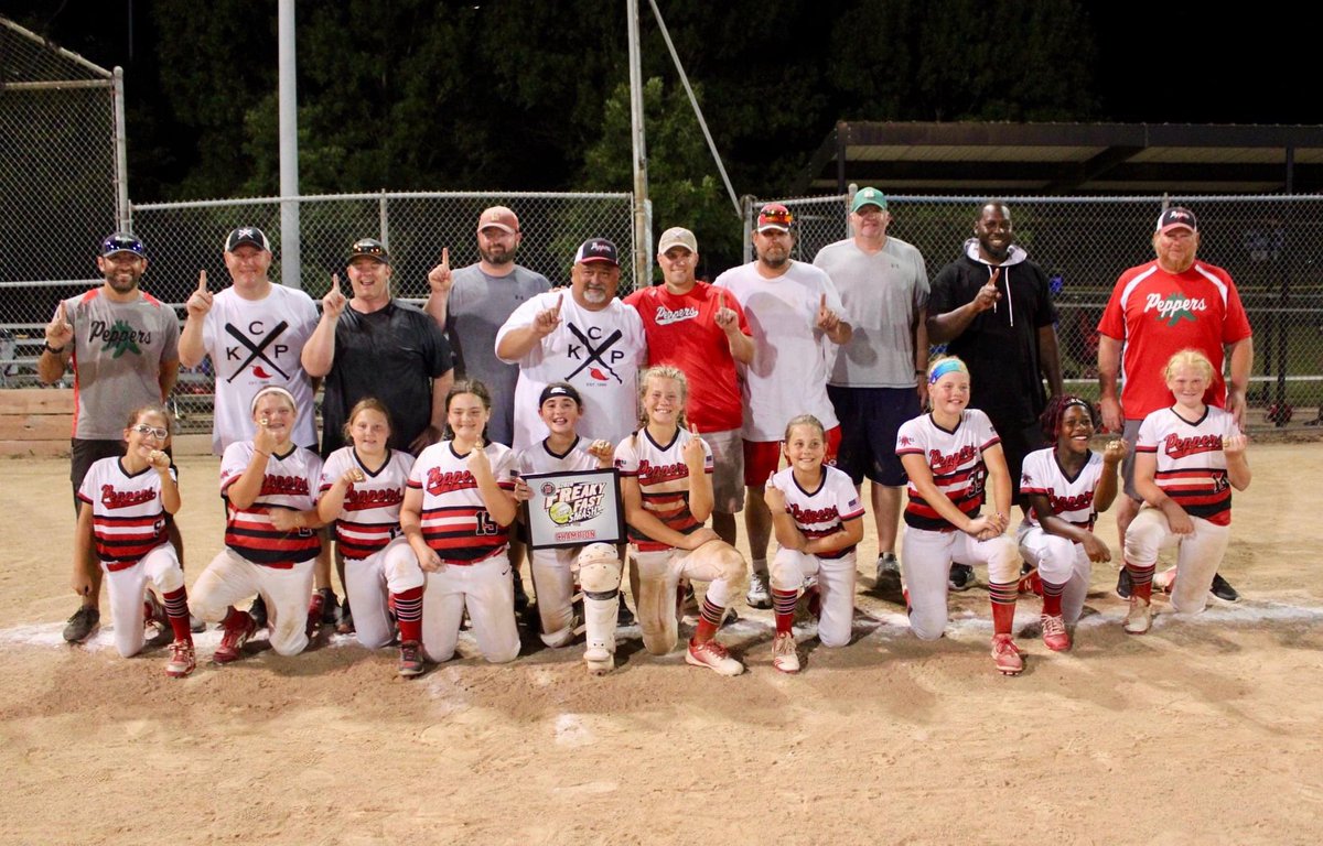 selectfp_adams's tweet photo. 1st place #kcPeppers 10A @PlayMSP   #freakyfastsmash #jimmyjohns #champions  #happydadsday https://t.co/qojZ8PXzSl