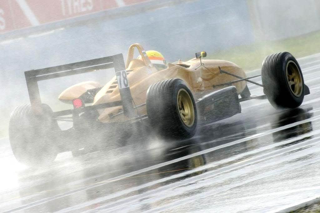 KarnatakAjithFC's tweet photo. Racer THALA 🤙😘
#Valimai #NonpareilThalaAJITH https://t.co/0h1HyLrI6h