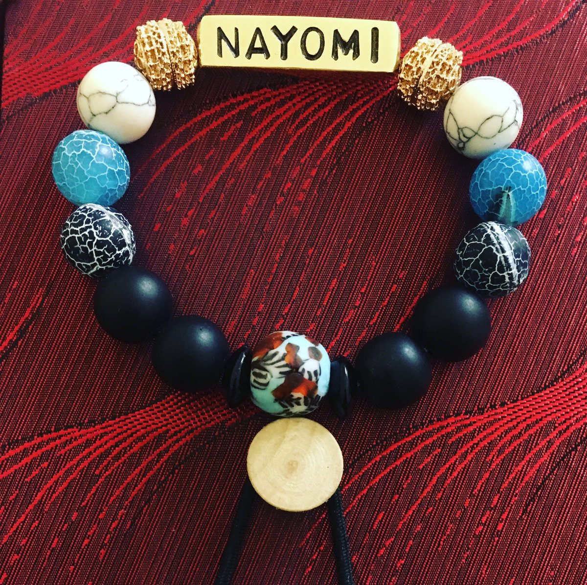 regardless_pyw's tweet photo. @sergio_de_ennin Pamper Your Wrist 📿
Worldwide delivery 📦          whatsapp only +233 20 821 6466
#beads #ghana #gh #accraghana🇬🇭 #bracelets #african #africanbeads #africanbracelets #giftideas    PLEASE RETWEET 🙏🏾🙏🏾 https://t.co/FBYg8FWKkp