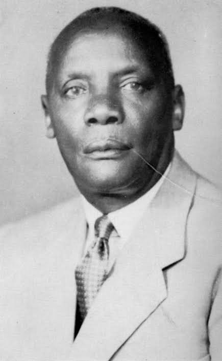 Another reason why the British invited Jones was the rising African nationalism. Harry Thuku was annoying the British by not being the good n****r they had given him education to be. He collaborated with Indians, had dissed Kikuyu chiefs of KCA and reached out to other tribes.