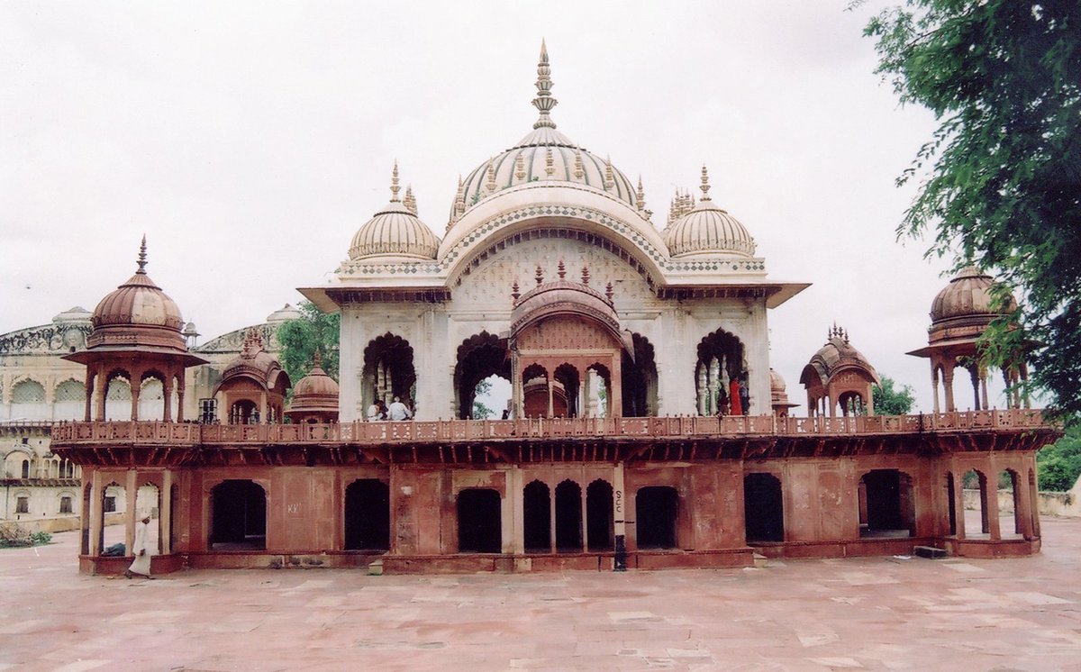 MOOSI MAHARANI KI CHATRI-ALWAR