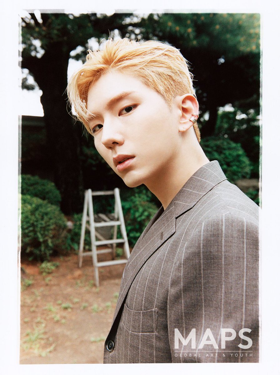 OfficialMONSTAX's tweet photo. [#MONSTA_X]
#몬스타엑스 #기현
#MAPS 7월호 화보
맵스 화보 커버 2종 공개! 

#MONSTAX #KIHYUN 
#맵스 https://t.co/pdCseGXEJy