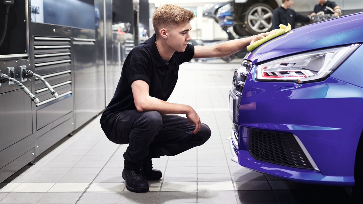 Lookers Audi tweet media