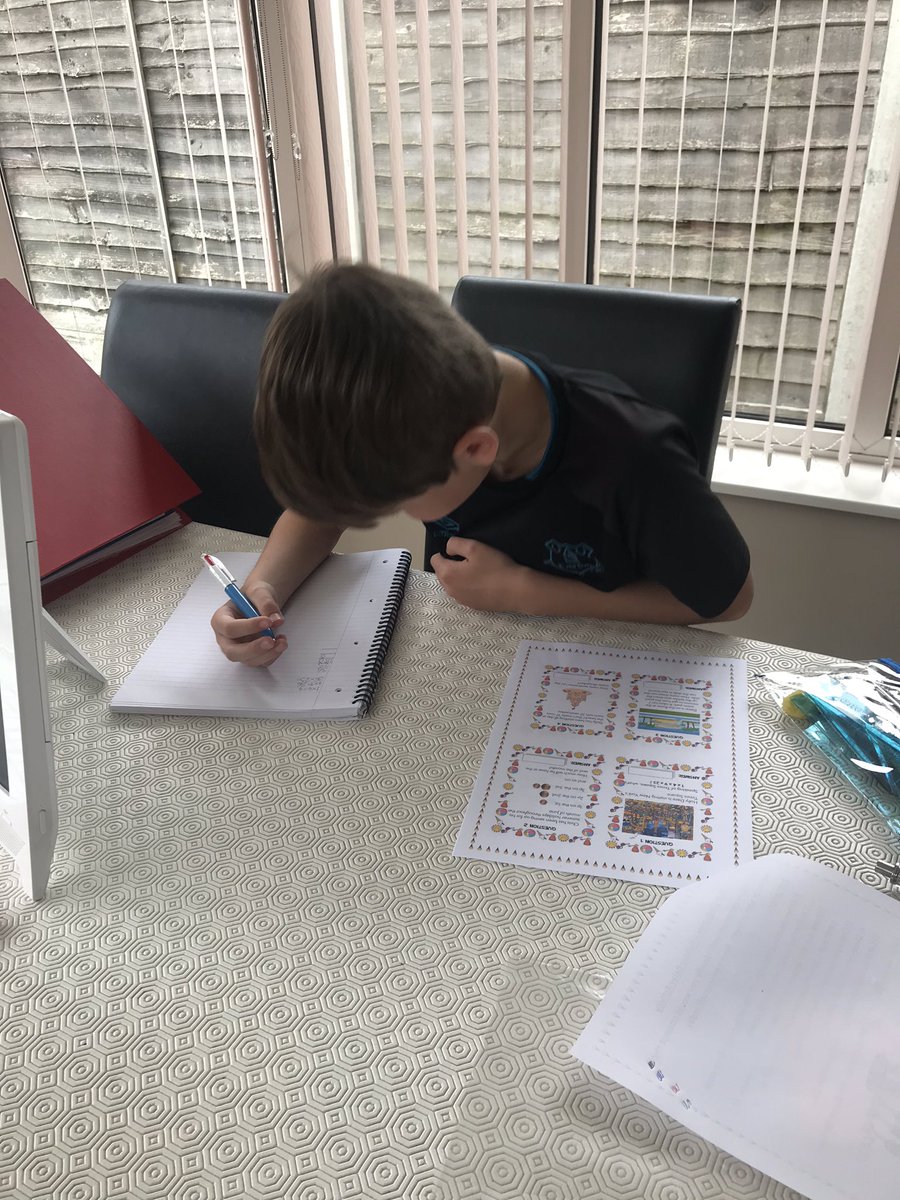 VerinderSuzanne's tweet photo. @saintoswalds @MrsMorganHillam @ @SEACHS1961
This week we are focusing on the introduction to the  Year 7 subjects Zack will be doing from September 😁 Today we are starting with Maths, we will let you know how he gets on !! https://t.co/sB6a9MzFij