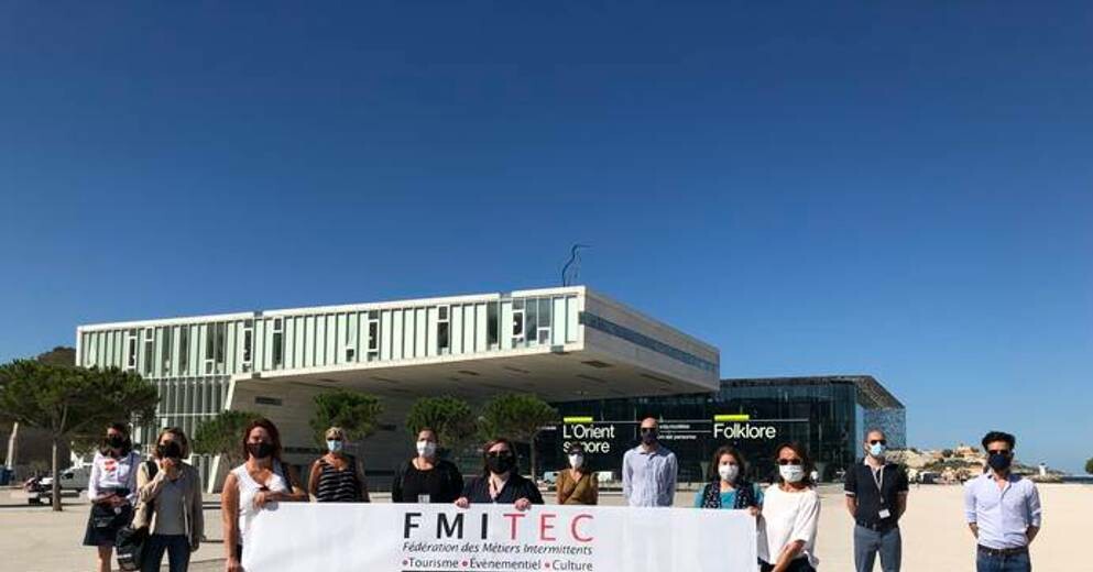 #Marseille : les professionnels de l'événementiel manifestent devant le Mucem

➡ l.laprovence.com/Jxu