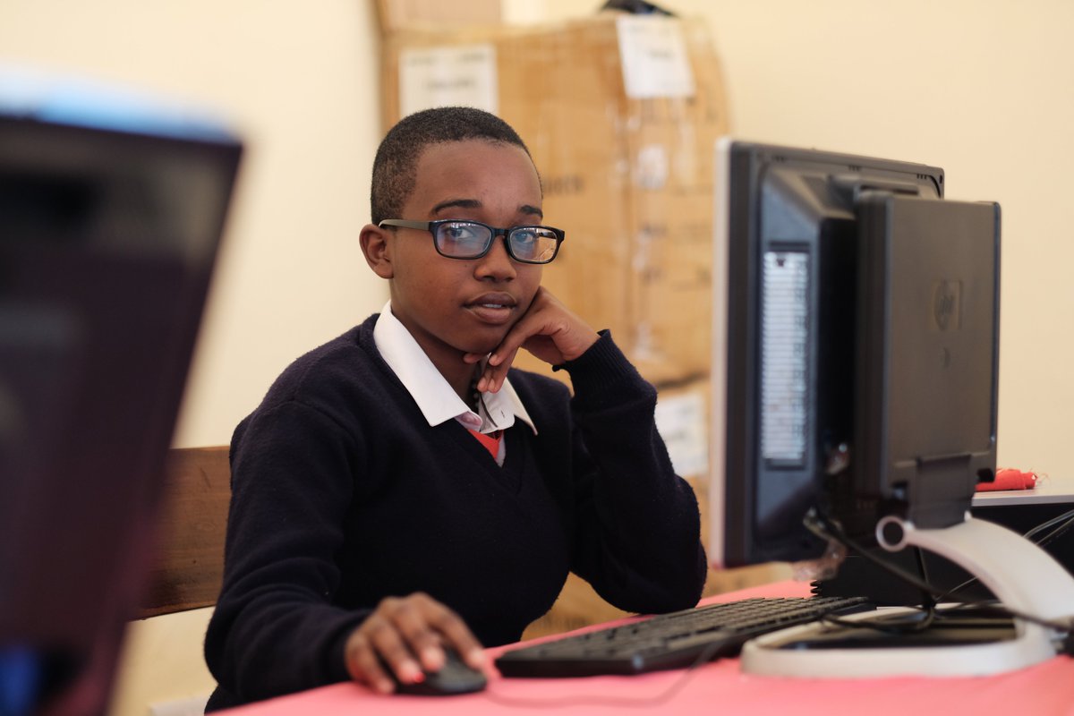 Last day to register for our online event tomorrow at 13:00 UTC, where we will be launching the report, Anchoring the African Internet Ecosystem: LessonS from Kenya and Nigeria's Internet Exchange Point Growth. #IPeerInAfrica #Peering #80ForAfrica
internetsociety.org/events/ixprepo…