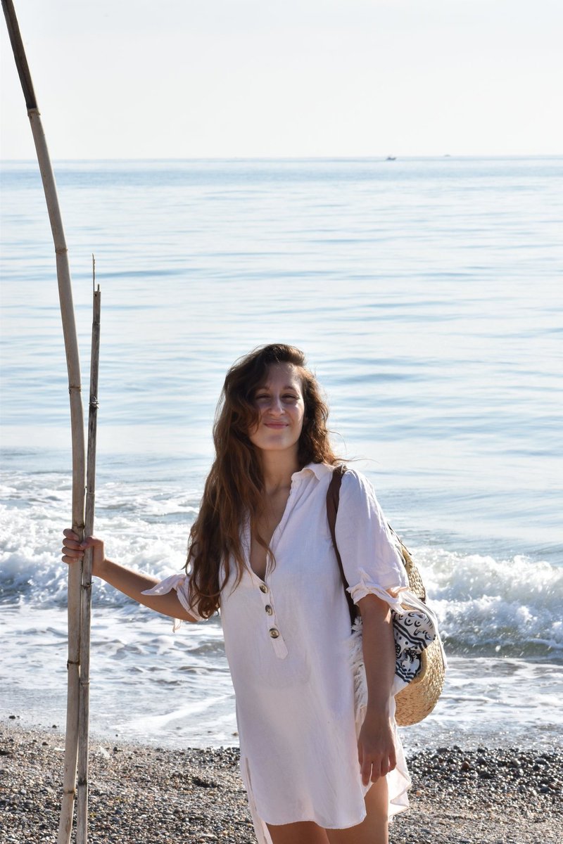 Este fin de semana madrugamos para ir a una de las playas más bonitas de Valencia. Construimos un refugio y lo disfrutamos hasta que el sol se escondió. ¿Qué tal el tuyo? 🌊✨
#Summer2020 #summertime #Verano2020 #beachday