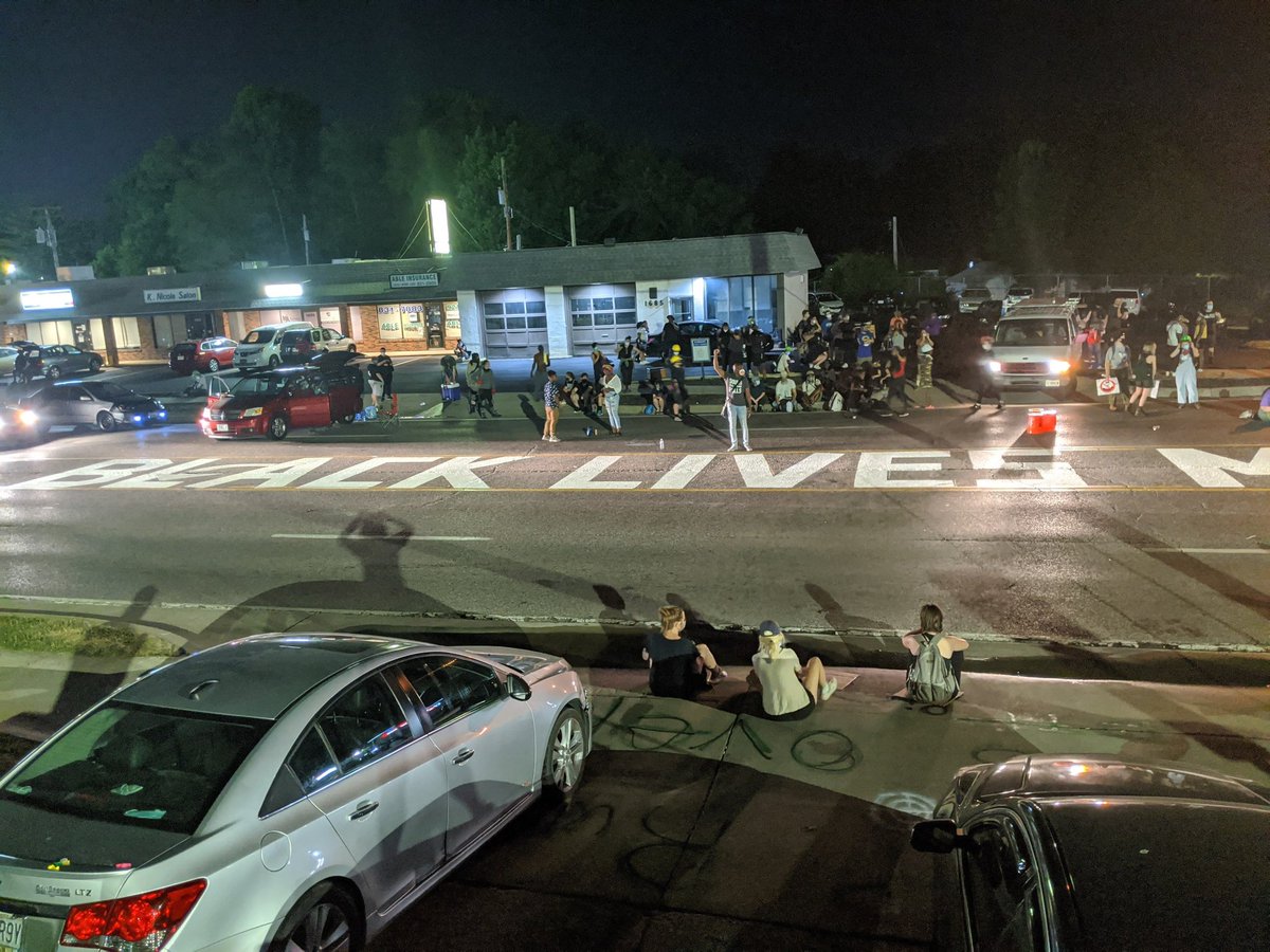 search4swag's tweet photo. #FlorissantProtest
#CenterLaneWars
#BlackLivesMatter https://t.co/y7QnwW9WPu