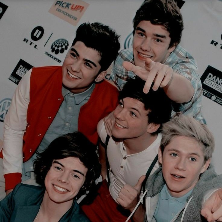 afterxriver's tweet image. Stan x 1D ✨  #1direction