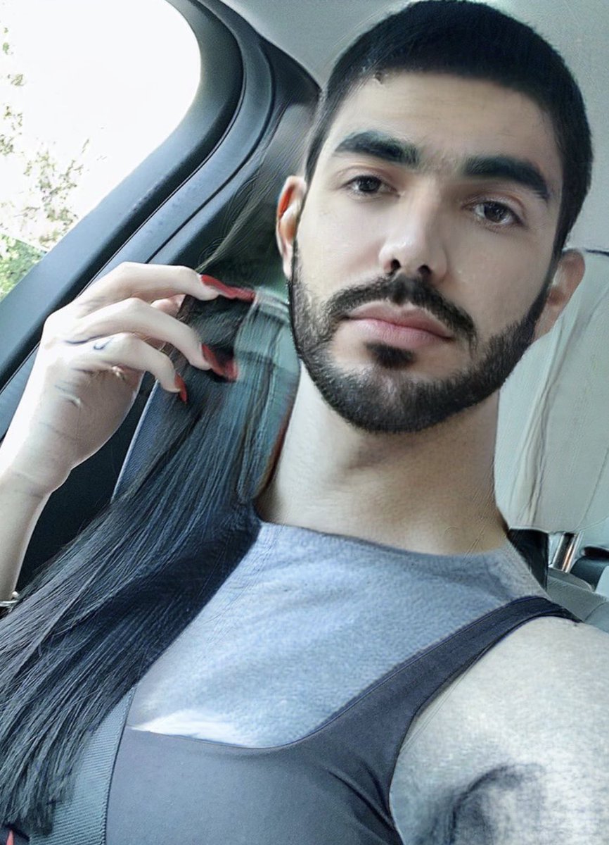 PILOPOP3's tweet photo. Este puto la carota de hombre jajajajaja hagas lo que hagas y aun que  tengas dinero, lo naca y lo puta jamás se te va a quitar, aparte eres hombre bebe, la mona aún que se vista de seda mona se queda @RenacaGatamiran @MarioPPineda @davidallegre @OphCourse https://t.co/kI0JLhXjGI