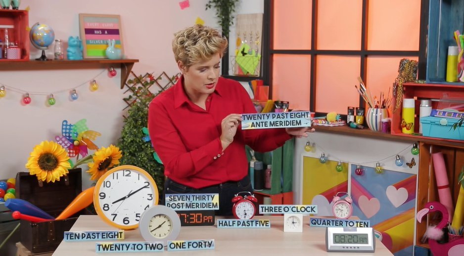 GOOD MORNING FAMILY! <a href="/taniallasera/">⚡️Tania Llasera⚡️</a> la #teacher más divertida de la #television os espera a las 13:25h en 
<a href="/RealMom_Tv/">Real Mom</a> en @boinges. TODAY con alumnas y alumnos de <a href="/sjpmaristas/">San José del Parque</a>  #encasaconrealmom #FelizLunes