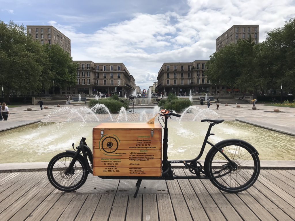 LaRoueLibre_LH's tweet photo. Parmi les 150 propositions de la Convention citoyenne sur le Climat voici les 10 qui nous concernent ainsi que nos partenaires : @cciseinestuaire et les commerçants, #GPMH @Haropaports et ses entreprises, @LeHavreMetro ses élus et services, @LIA_LeHavre ET les habitants : https://t.co/I3bIyMdWck