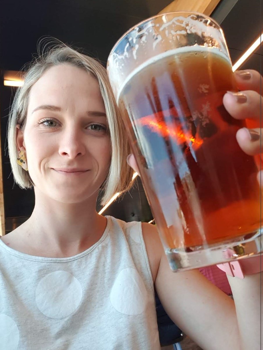 BeerableScience's tweet photo. Let us introduce ourselves 👋
We are Kelsey and Matt, two beer-obsessed scientists who have seized this hop-portunity to make you weiser to ale the science that gose into a brew 🍻 https://t.co/AibJrowx6M