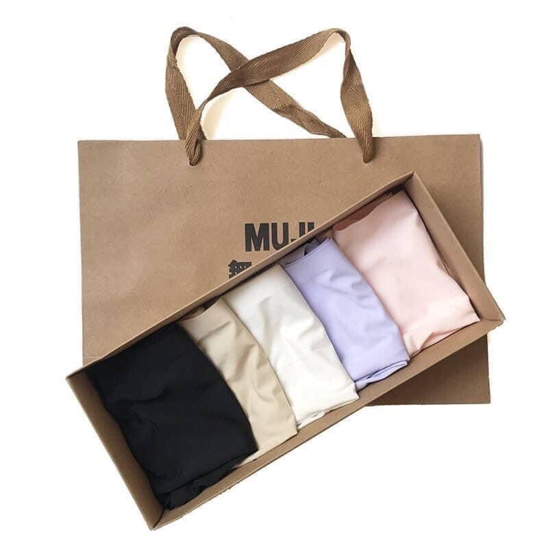MeStyleDee's tweet photo. เปิดพรีออเดอร์ กางเกงในไร้ขอบmuji กล่องละ 250
(1 กล่องมี 5ตัว ได้กล่อง+ถุงกระดาษ M👉🏻เอว 60-70 cm. น้ำหนัก40-50kg สูง 160
✅size L👉🏻เอว 73-80cm. น้ำหนัก50-62kg สูง 165
✅size XL👉🏻เอว 76-86 cm. น้ำหนัก62-75kg สูง 170
‼️‼️ย้ำเป็นพรีออเดอร์ (รอของ15-20)ของมาค่อยจ่าย‼️‼️
ขอคนรอได้✔️ https://t.co/yIDnp9dPBS