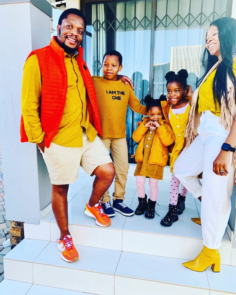 esimanao's tweet image. LaFamilia❤️