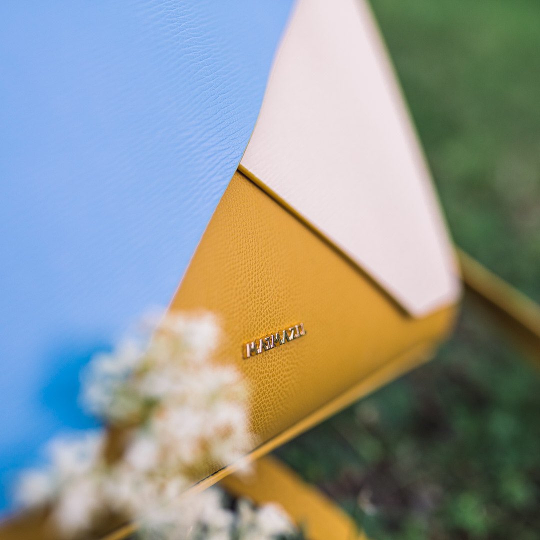 Tebetha ile haftaya renkli bir başlangıç... #Matmazel #MatmazelÇanta matmazel.com