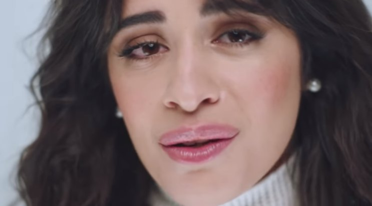 dannysthilld's tweet photo. Me emocionei vendo essa obra de arte! Que clipe lindo e maravilhoso de "First Man",Camila Cabello como sempre nos surpreendo com mais um trabalho incrível.Pra essa música é a melhor do cd #Romance🥺
#FirstMan #FirstManMusicVideo
#SegundaDetremuraSDV https://t.co/bonR6Ym7qp